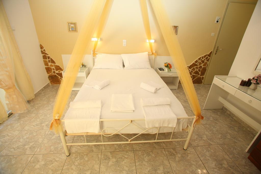 Hotel Liberty 1 Αγία Μαρίνα Εξωτερικό φωτογραφία
